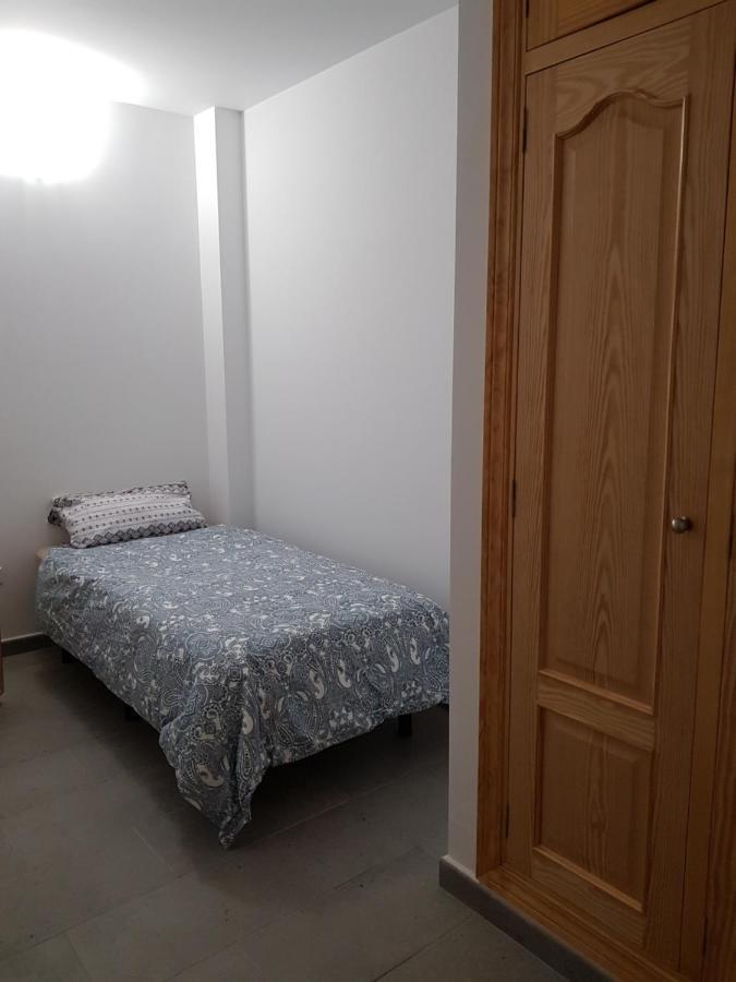 Apartment Privado En Zona Tranquila Y Proxima Al Aeropuerto Tf Norte Y A La Ciudad De . *